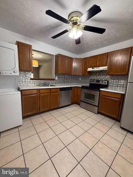 Building Photo - 30 Keepsake Pl