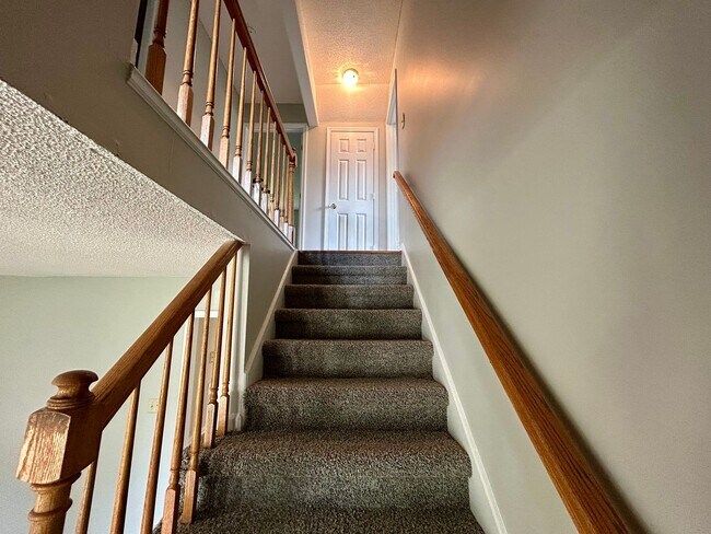 Building Photo - 1225 Cobblestone Ln
