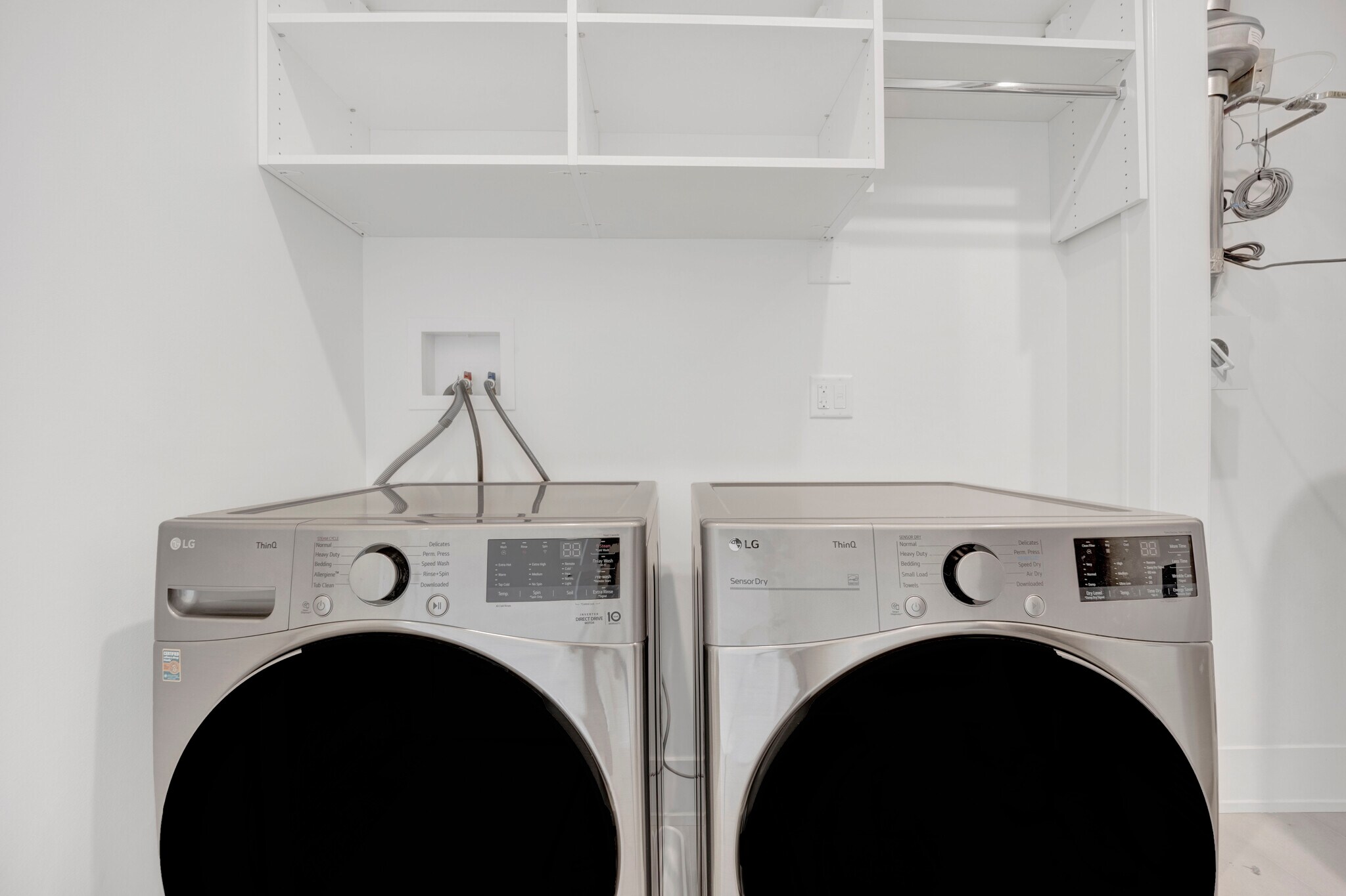 Building Photo - 4920 N Lincoln Ave