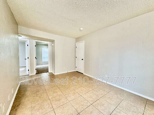 Building Photo - 10561 Starcrest Dr