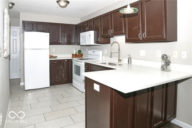 Building Photo - 8362 Enclave Blvd