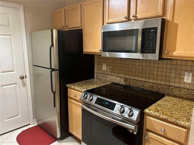 Building Photo - 2770 Coastal Bay Dr