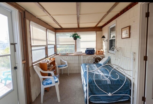 Building Photo - 226 Ocean Blvd