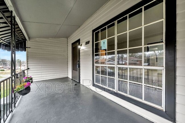 Building Photo - 117 62nd St