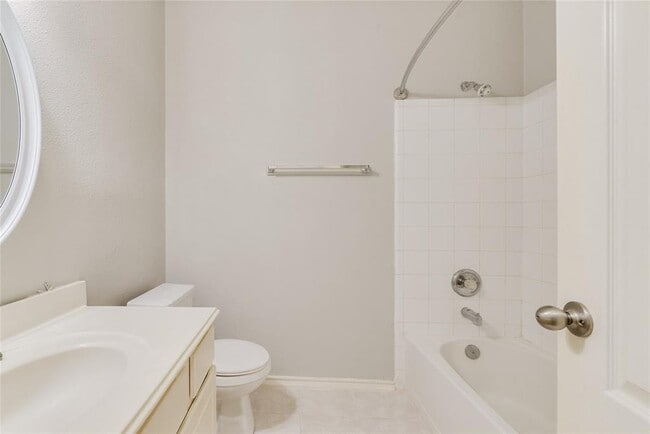 Building Photo - 3402 Pebble Beach Ln