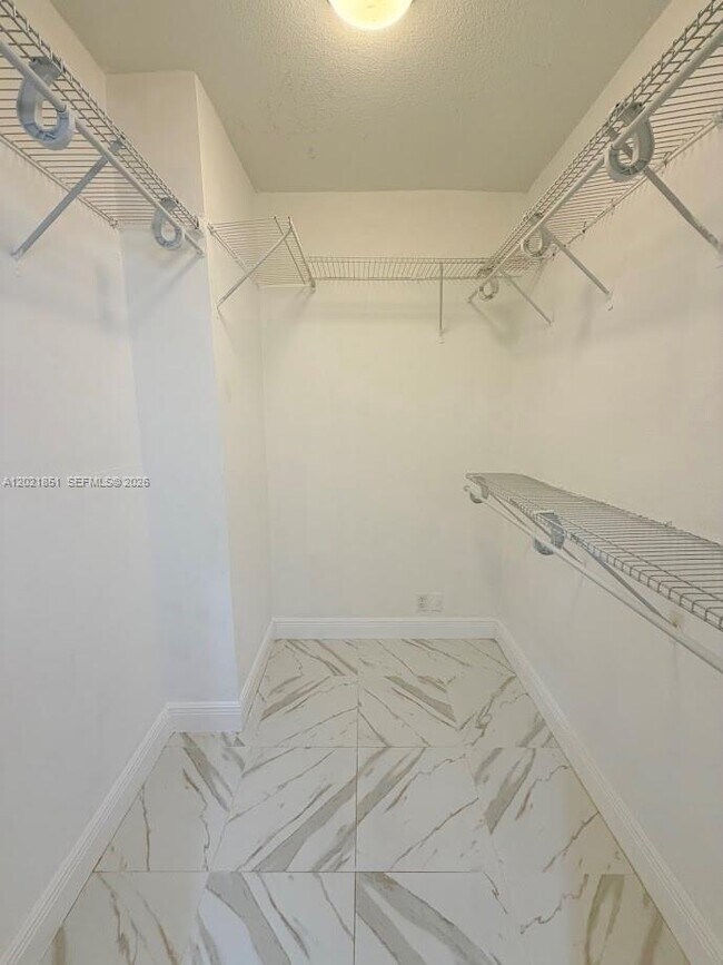 Building Photo - 12041 SW 174th St