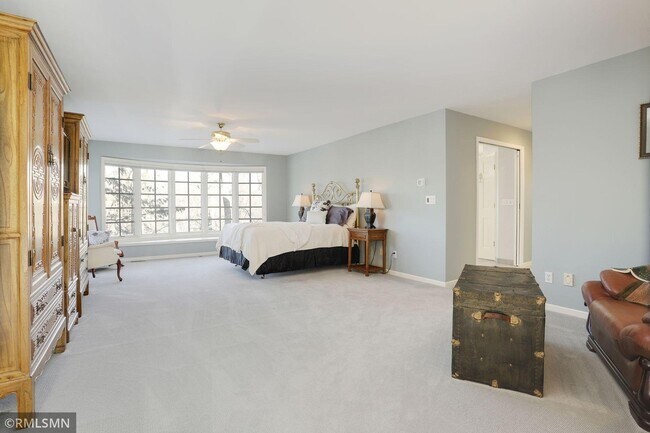 Building Photo - 14888 Pondview Cir