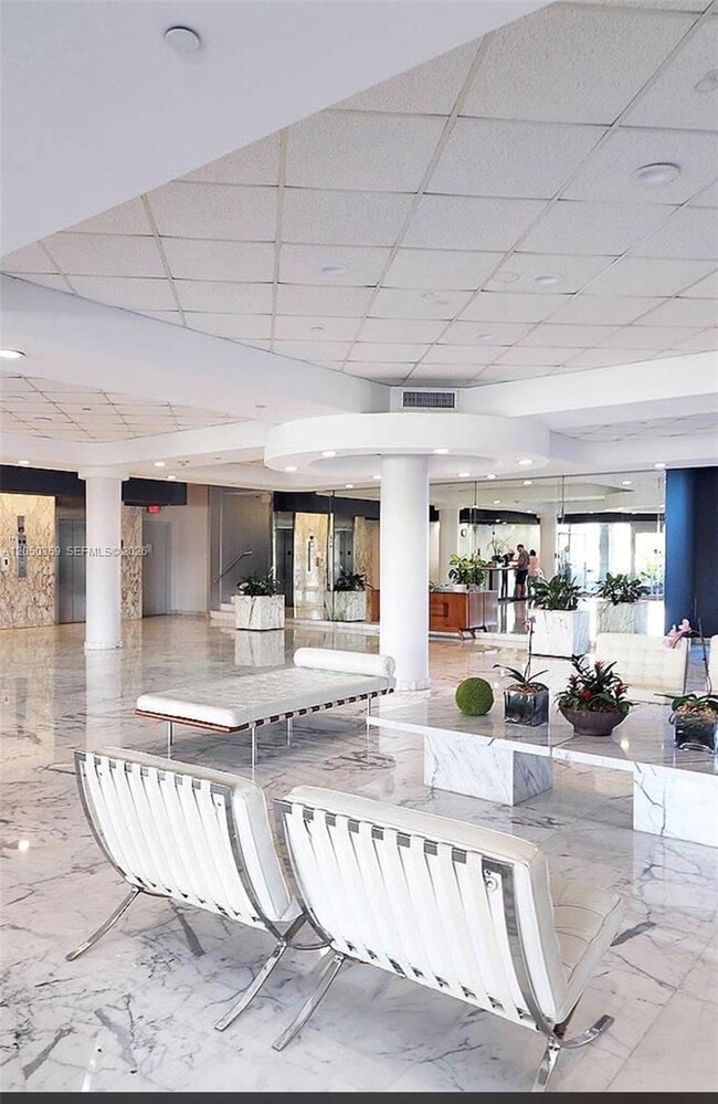 Building Photo - 4925 Collins Ave
