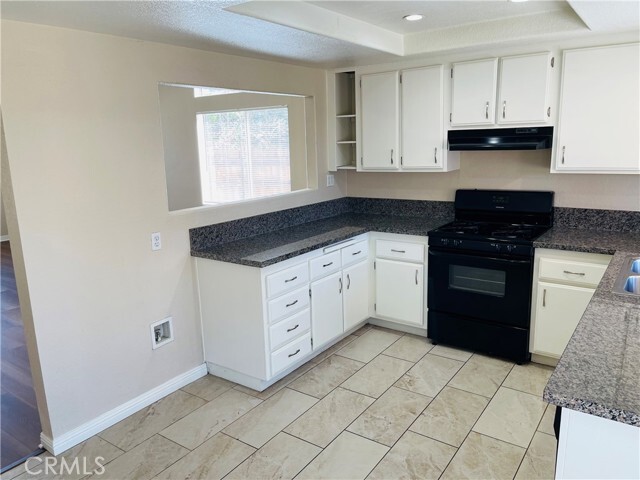 Building Photo - 36285 Provence Dr