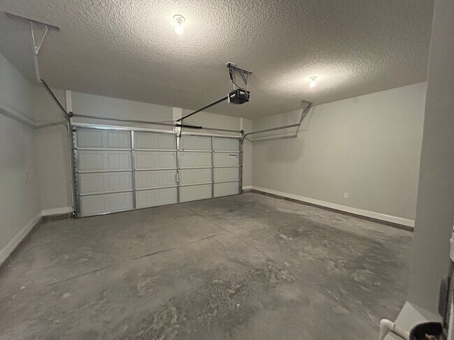 Building Photo - 1220 Grayson Ave