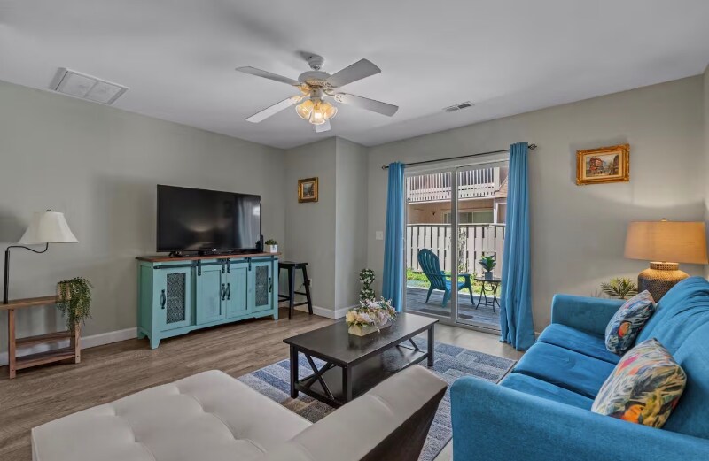 Building Photo - 2200 Crow Ln