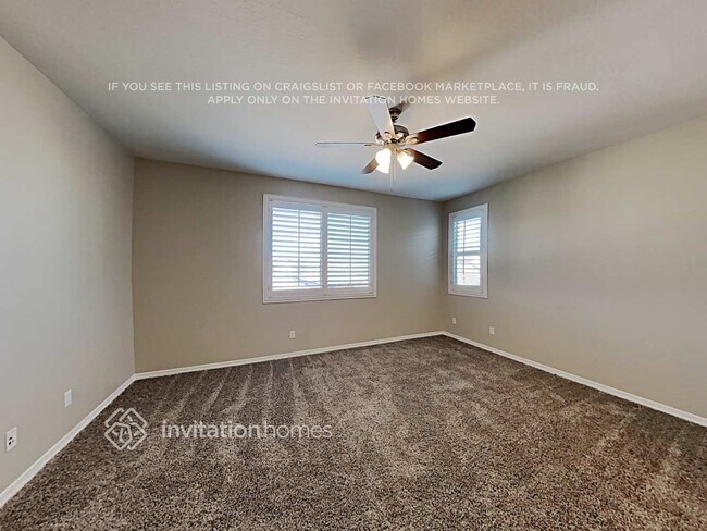 Building Photo - 20210 W Desert Bloom St