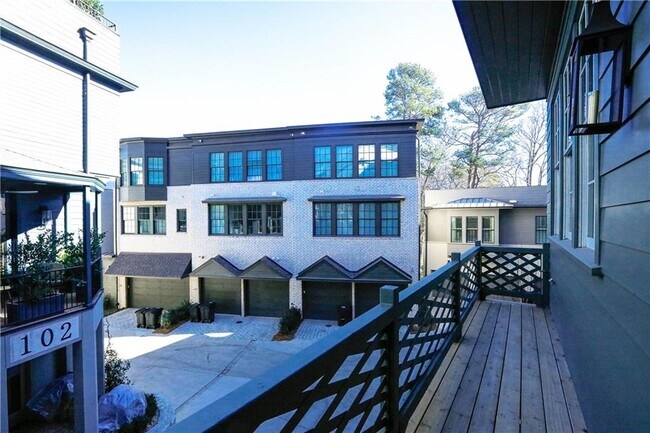 Building Photo - 96 Sheridan Dr NE