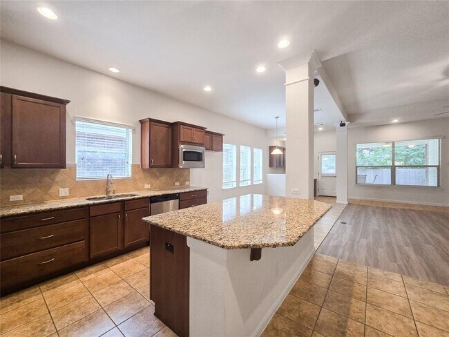 Building Photo - 13108 Hymeadow Cir