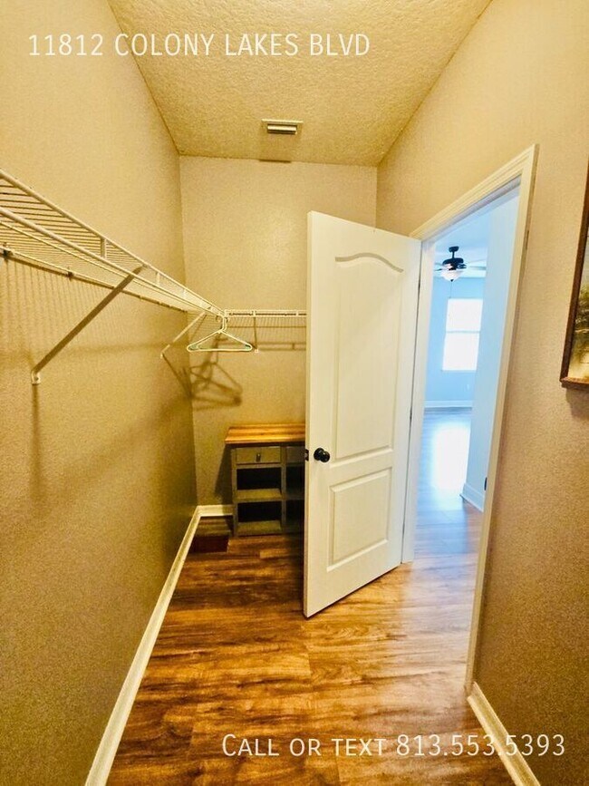 Building Photo - 11812 Colony Lakes Blvd