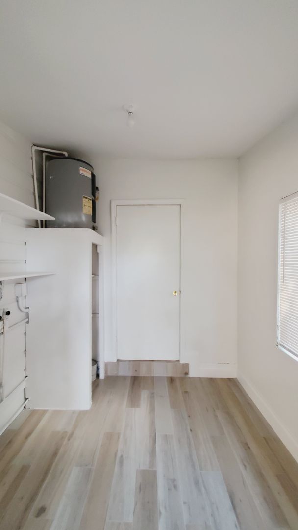 Building Photo - Coming Soon! 2 Bedroom, 1 Bathroom Home fo...