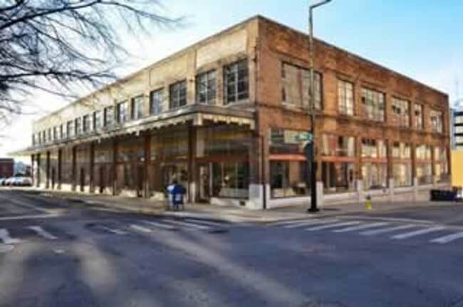 Knoxville Downtown living!!! Historic Day... - Knoxville Downtown living!!!  Historic Day...
