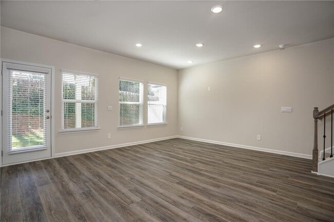 Building Photo - 4174 Holland Grv Rd
