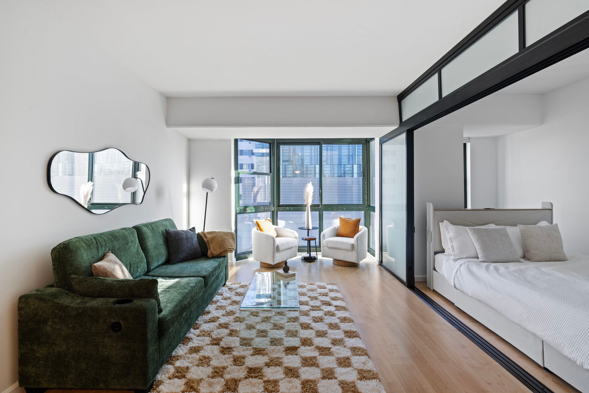 Building Photo - 1 Daniel Burnham Court