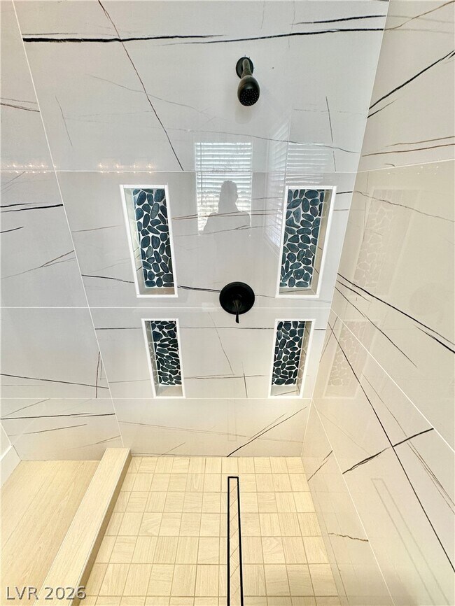 Building Photo - 10637 Turquoise Valley Dr