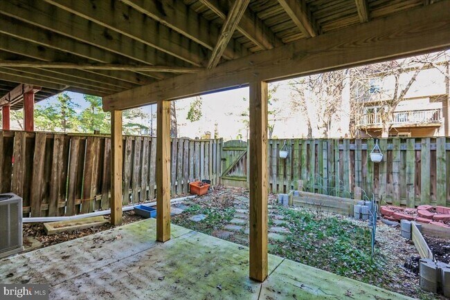 Building Photo - 3 Cinzano Ct