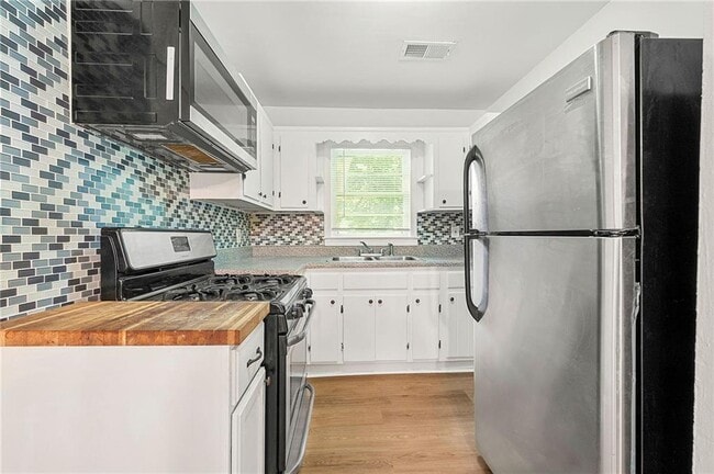 Building Photo - 509 Park Valley Dr NW