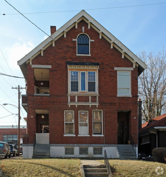 Building Photo - 855 Lincoln Ave