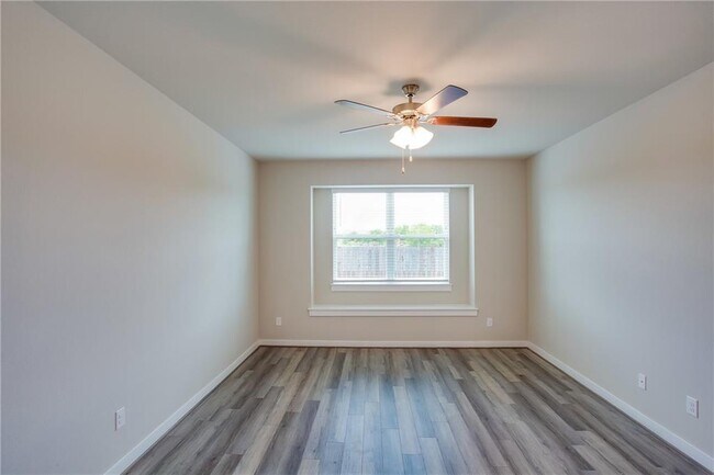 Building Photo - 17404 Bay Skipper Dr