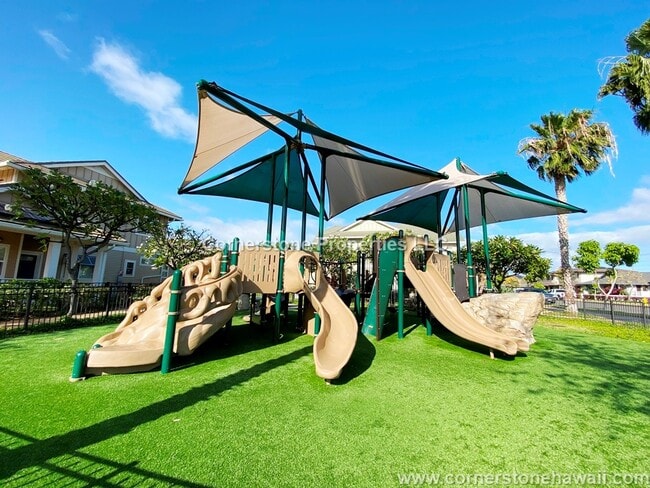 Building Photo - 724 Kakala St