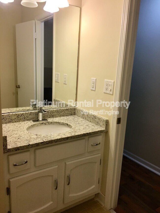 Building Photo - 9775 Loblolly Ln