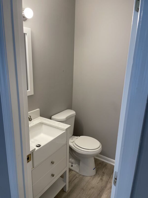 Building Photo - 134 Heather Dr