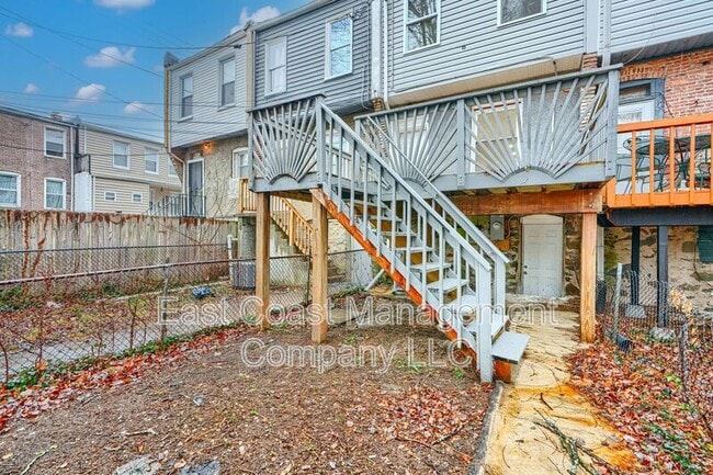 Building Photo - 3028 Chelsea Terrace