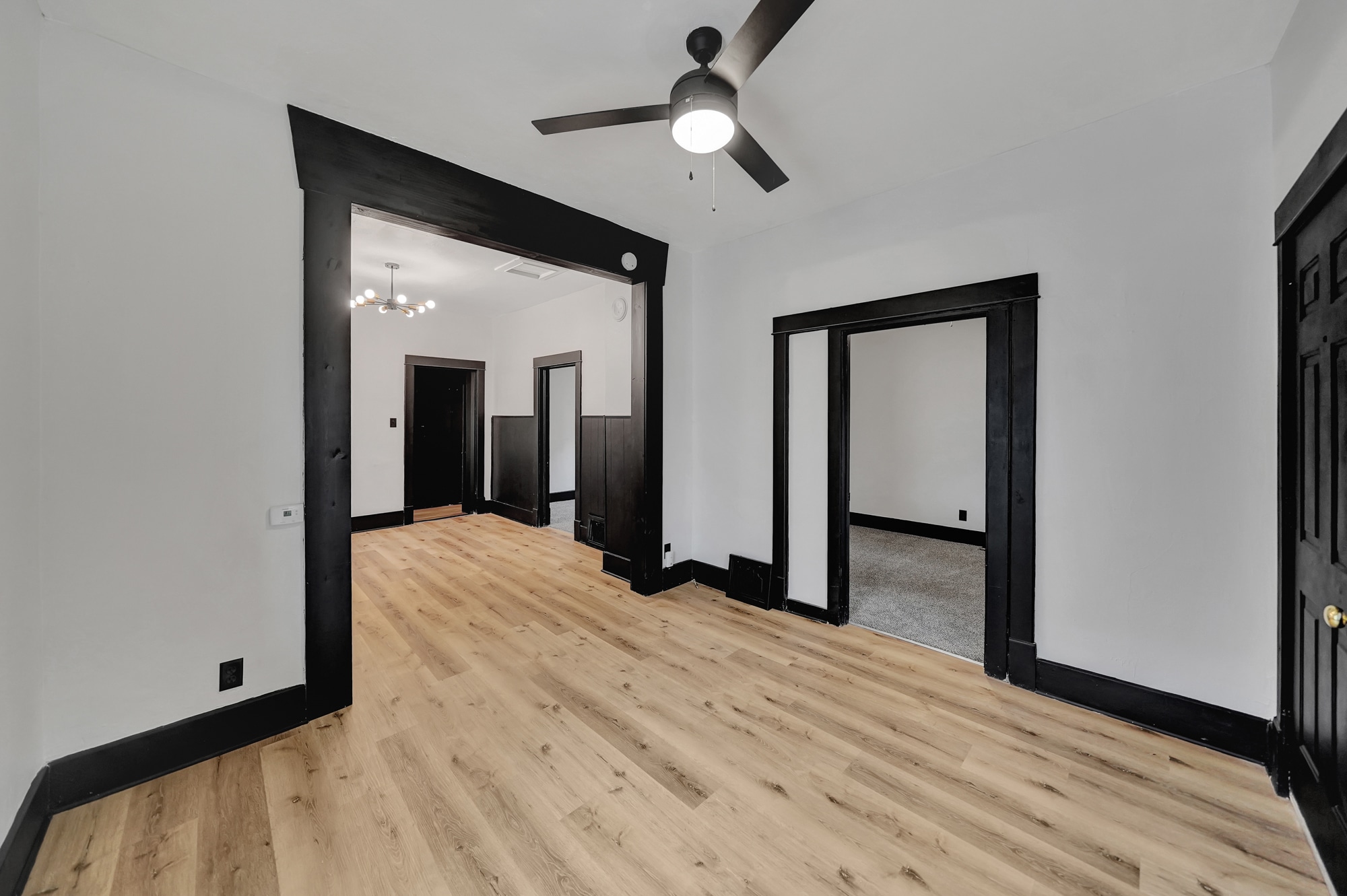 Building Photo - 705 New Hampshire St