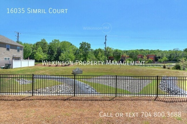 Building Photo - 16035 Simril Ct
