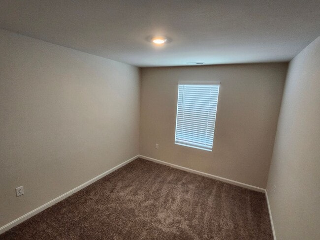 Building Photo - Single Family 4 BR, 2.5 Bath Rental in Broadway, Only 2 Years Old, Available in January 2026