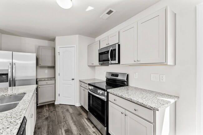 Building Photo - 705 Conductor Ct