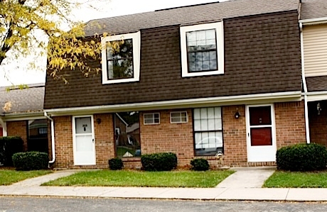 Building Photo - Cardington Place Apartments