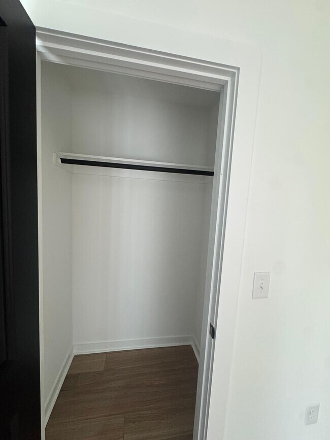 Building Photo - 508 Crump St