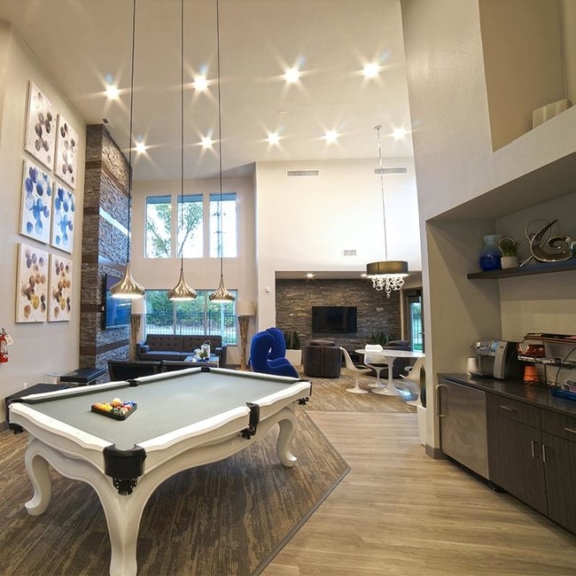 Building Photo - The Rockland