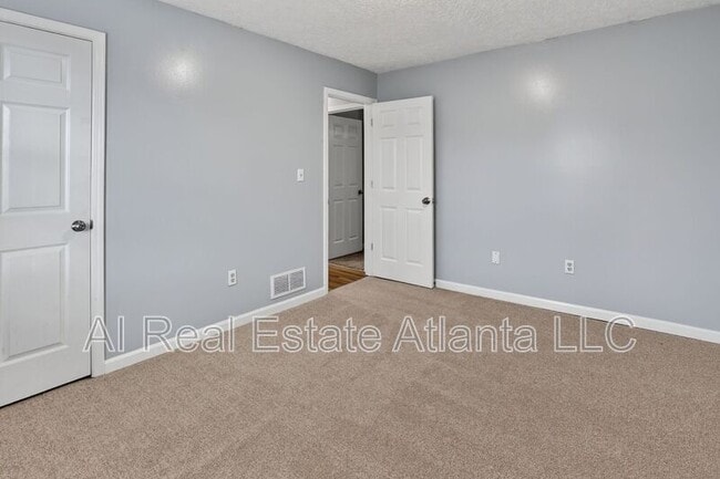 Building Photo - 1576 King Mill Rd