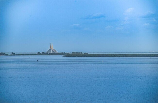 Building Photo - 6322 Palma Del Mar Blvd S