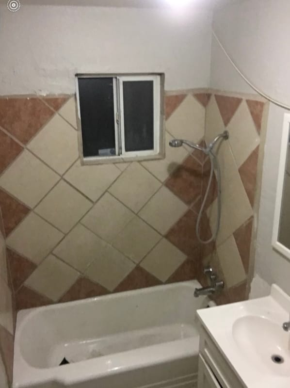 Building Photo - 15726 L St