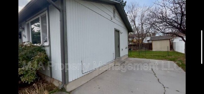 Building Photo - 6046 S 4000 W