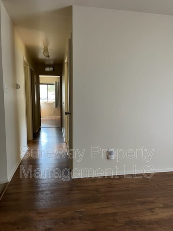 Building Photo - 1107 Woodhollow Dr