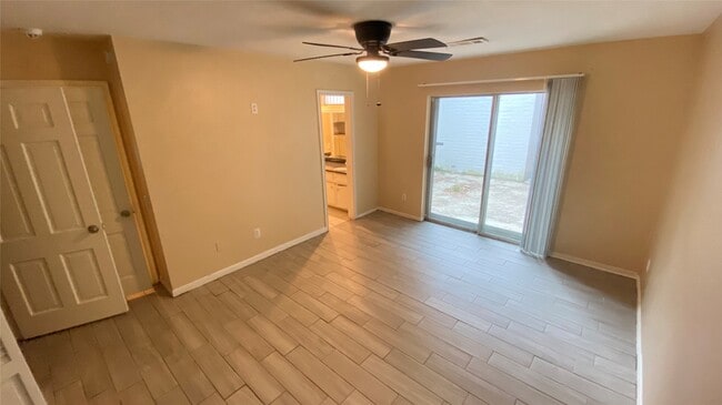 Building Photo - 4714 N Cashel Cir