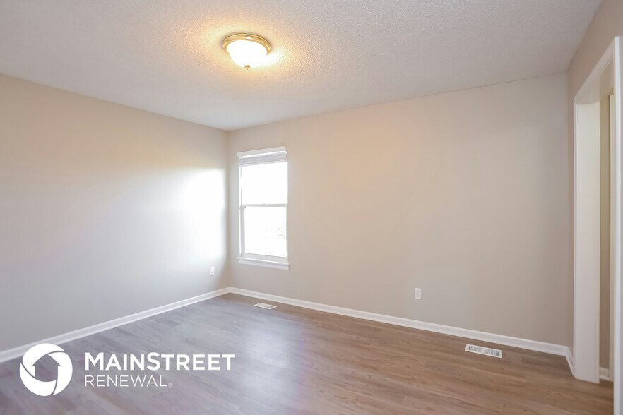 Building Photo - 12575 NW Oak Ridge