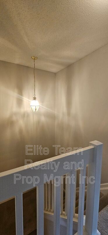 Building Photo - 6807 Juniper Tree St