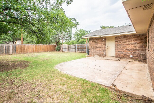 Building Photo - 3502 25th St