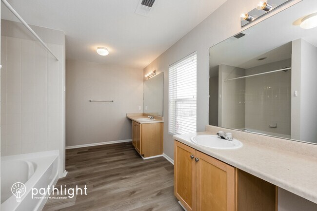 Building Photo - 7837 Candlelight Ln, Fountain, CO, 80817