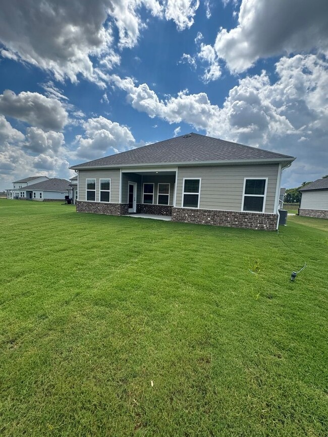 Building Photo - 8605 Overhill Ct